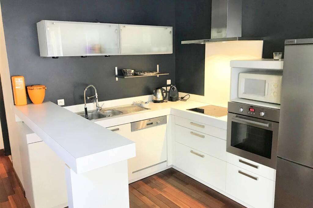 Loft Hyper Centre Reims 6 Pers Avec Parking Apartman Kültér fotó